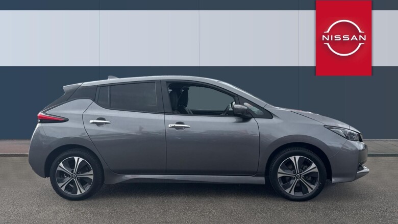 Nissan LEAF 160kW e+ N-Connecta 62kWh 5dr Auto Electric Hatchback